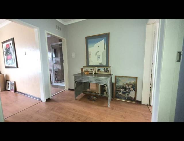 3 BEDROOM APARTMENT FOR SALE IN ASTON MANOR